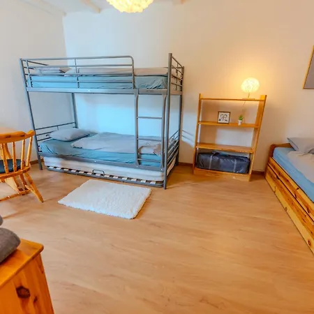 Spacieux, Face Aux Telecabines Apartment