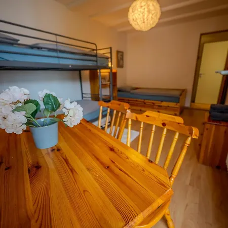 Apartment Spacieux, Face Aux Telecabines Crans-Montana